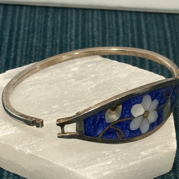 Vintage Ocean Blue Mother of Pearl Floral Inlay Alpaca Bracelet Mexico - Picture 3 of 6